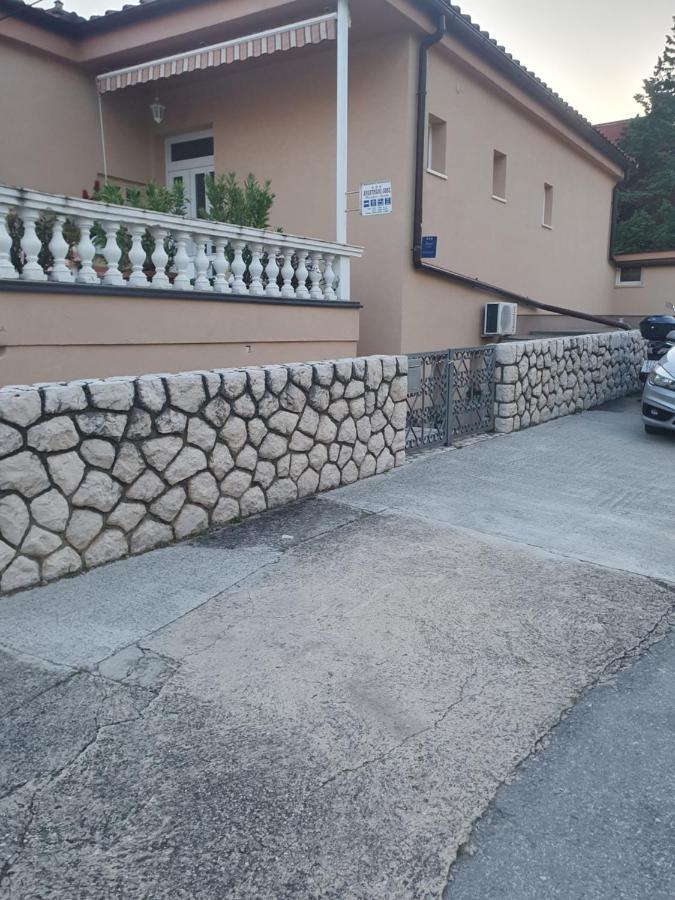 Apartmán Senka Dramalj Exteriér fotografie